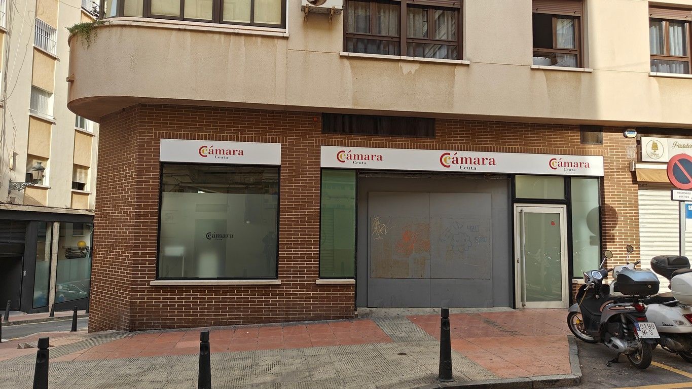 La Cámara de Comercio organiza un evento benéfico navideño en apoyo al Banco de Alimentos y Cáritas